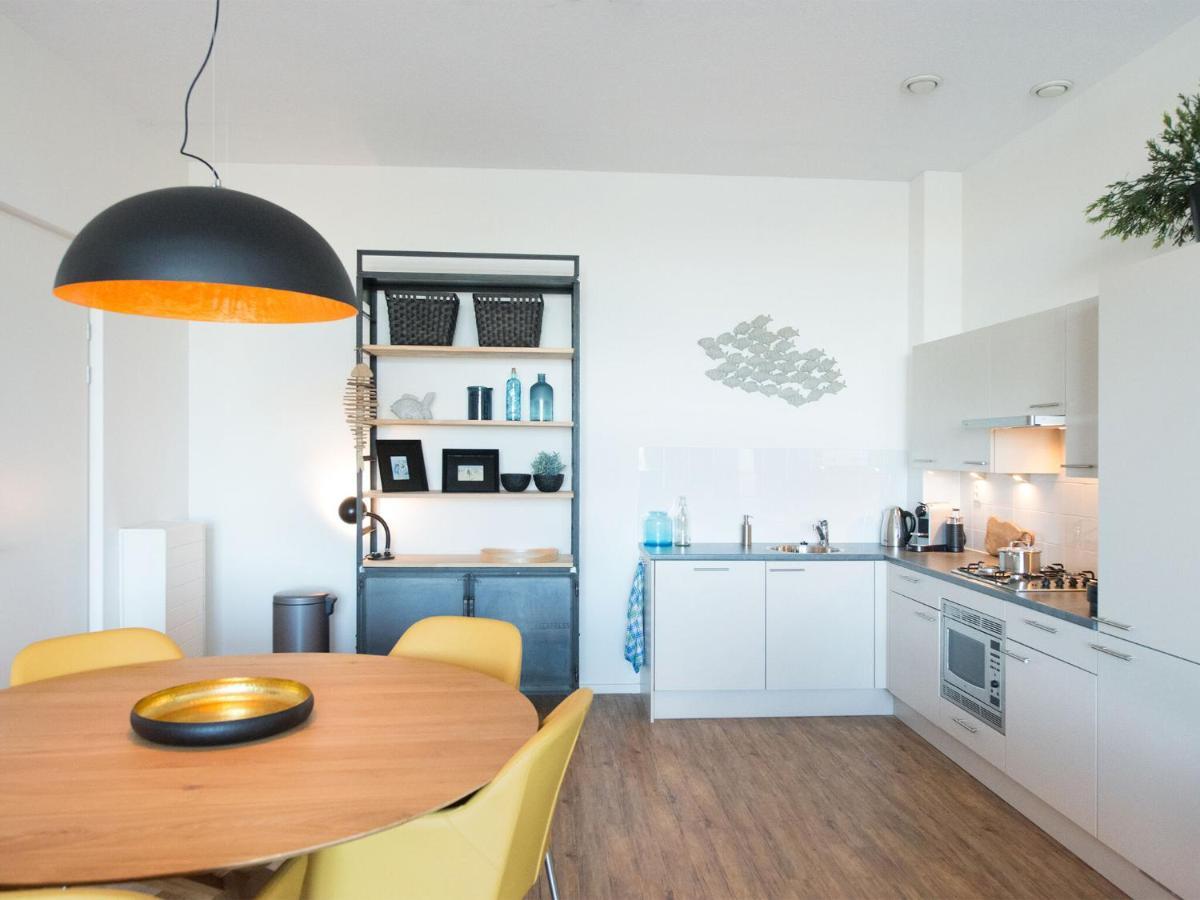 Modern In The Scheveningen Harbor Appartement